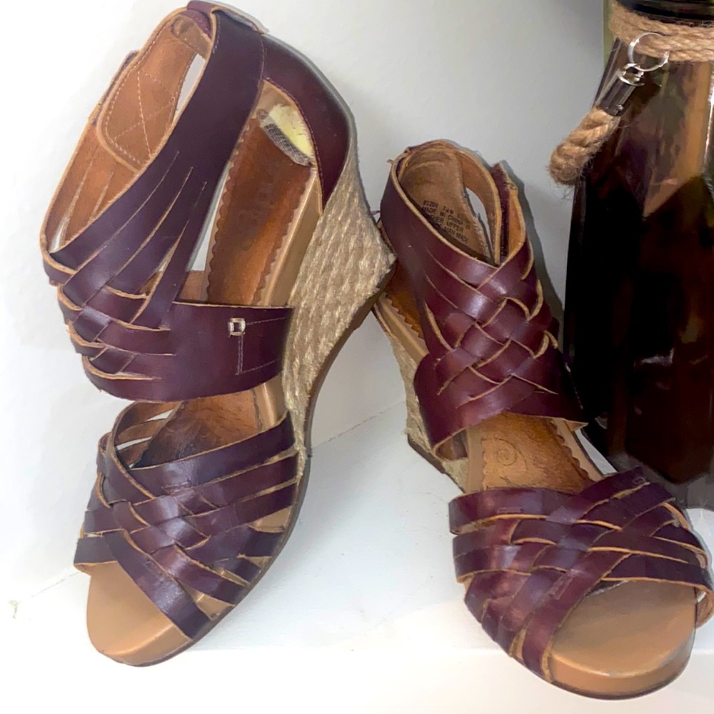 Indigo leather wedge sandals (7.5)
